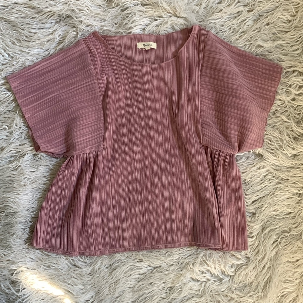 Madewell pink crinkle top